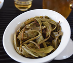 Banzhang pu'er old tree raw tea